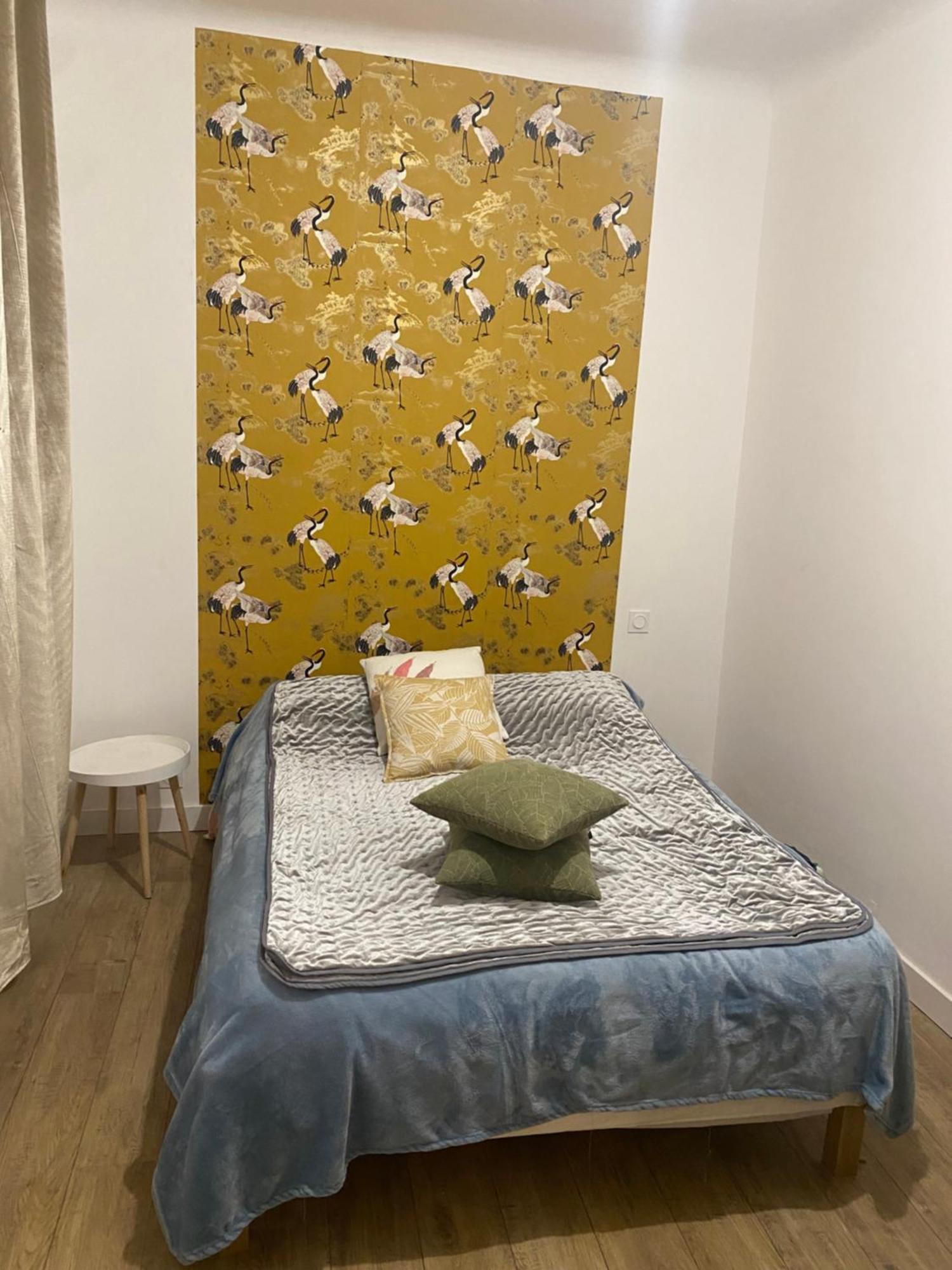 Bel Appartement En Plein Coeur De Carpentras Bagian luar foto